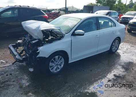 2015 Volkswagen Jetta Se z USA, uszkodzony, nr VIN 3VWD17AJ0FM259122